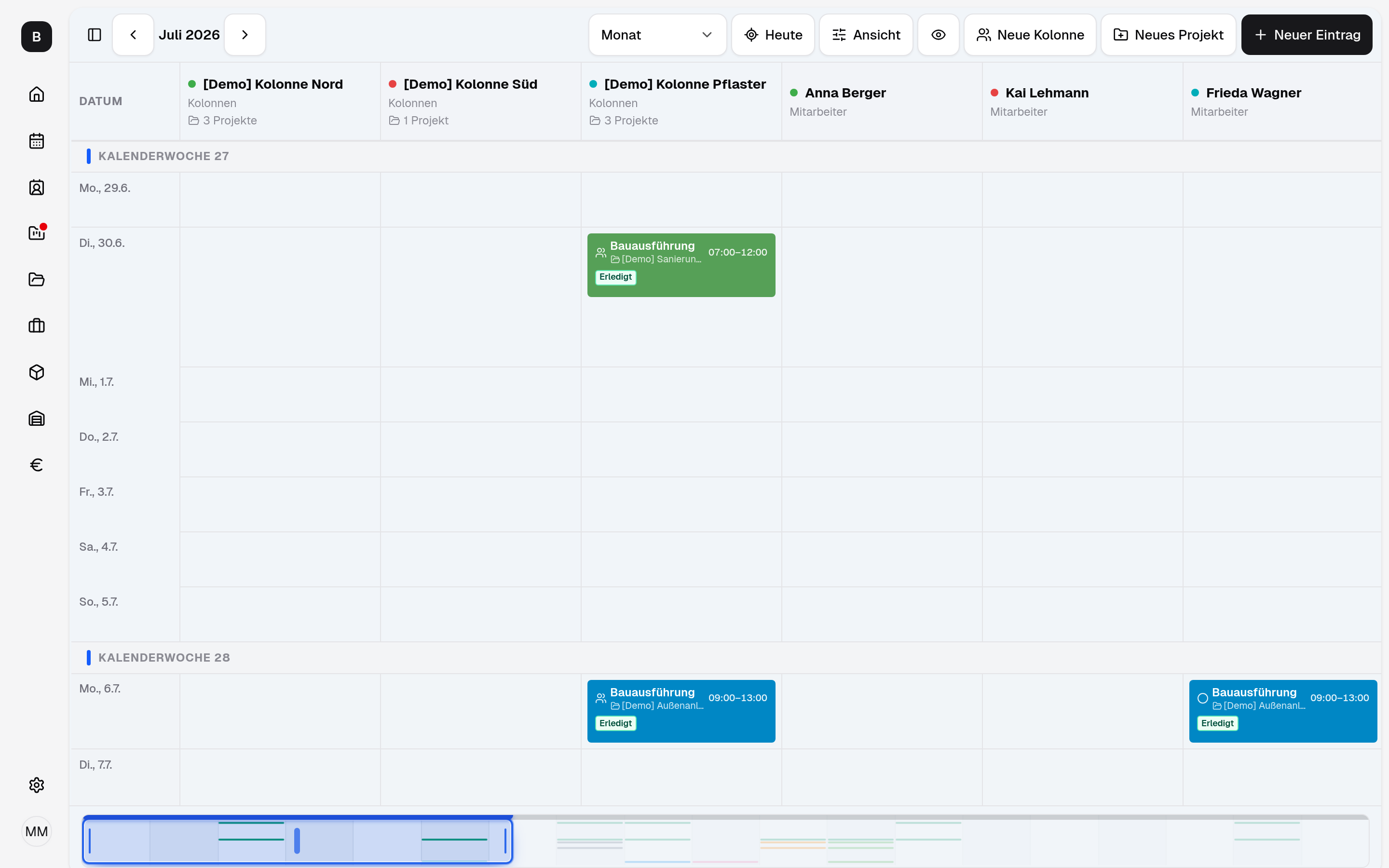 Plantafel der Handwerker-Software: drei Kolonnen mit zugewiesenen Baustellen-Terminen in der Monatsansicht.